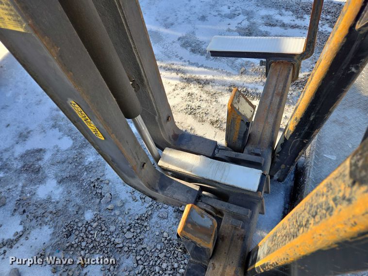 image for item YA2130 2017 Freightliner 114SD crane truck