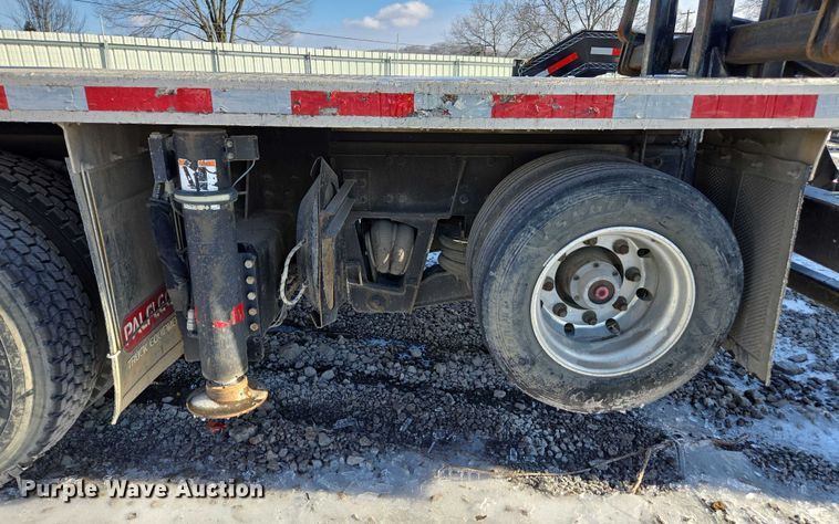 image for item YA2130 2017 Freightliner 114SD crane truck