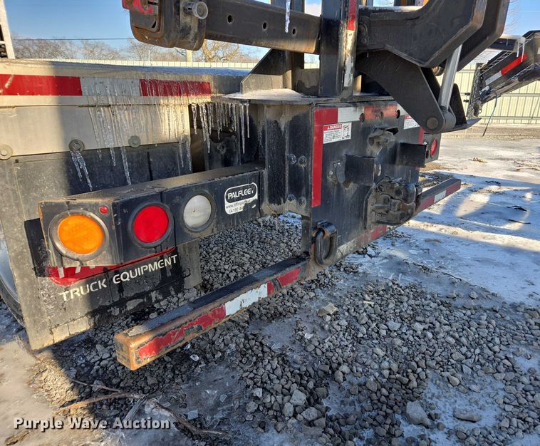 image for item YA2130 2017 Freightliner 114SD crane truck