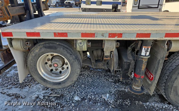 image for item YA2130 2017 Freightliner 114SD crane truck