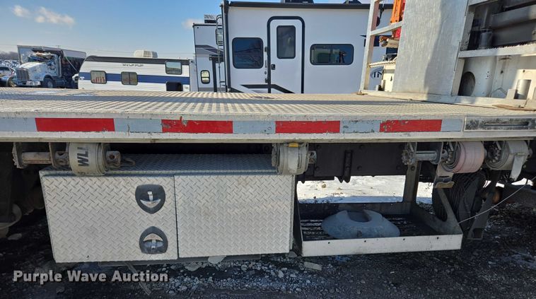 image for item YA2130 2017 Freightliner 114SD crane truck