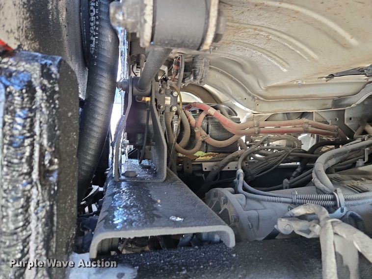 image for item YA2130 2017 Freightliner 114SD crane truck