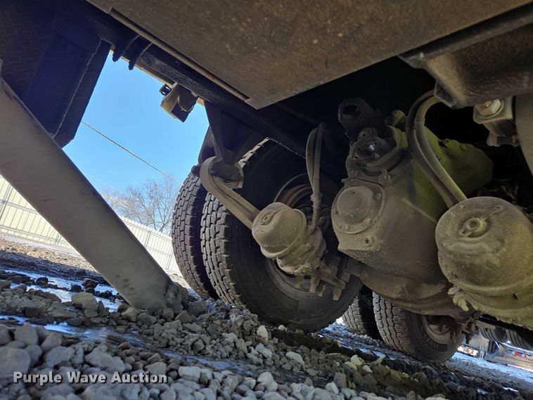 image for item YA2130 2017 Freightliner 114SD crane truck