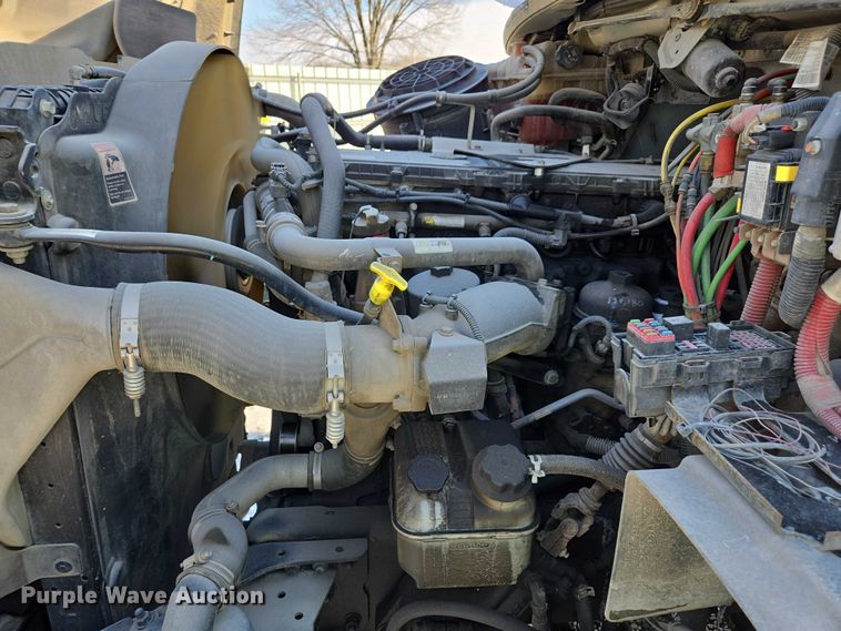 image for item YA2130 2017 Freightliner 114SD crane truck