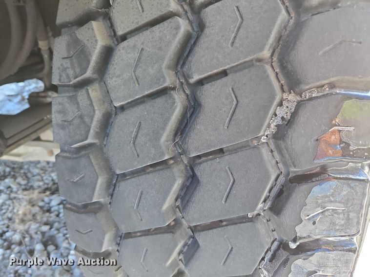 image for item YA2130 2017 Freightliner 114SD crane truck