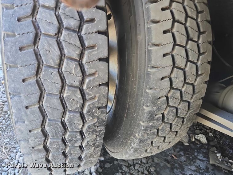 image for item YA2130 2017 Freightliner 114SD crane truck