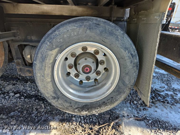 image for item YA2130 2017 Freightliner 114SD crane truck