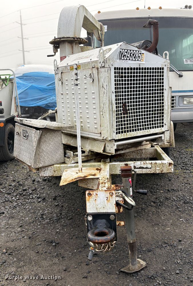 image for item YA2131 2016 Bandit 200UC  wood chipper