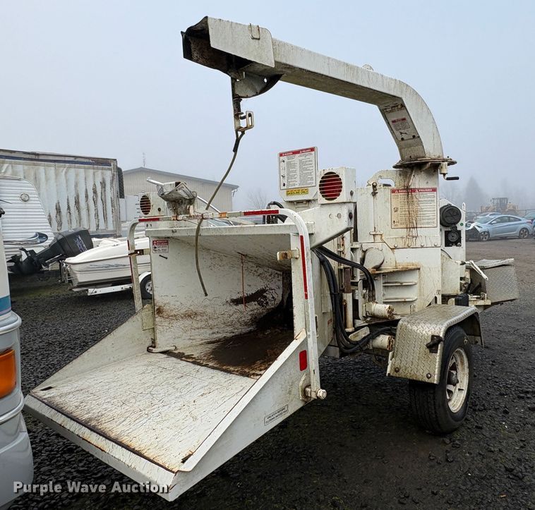image for item YA2131 2016 Bandit 200UC  wood chipper