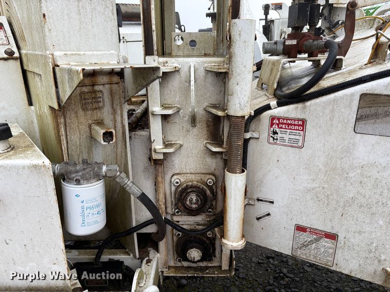 image for item YA2131 2016 Bandit 200UC  wood chipper