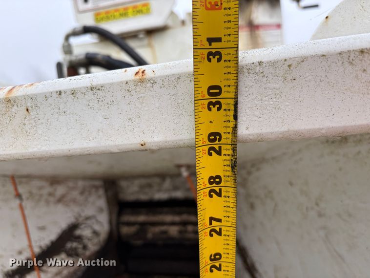 image for item YA2131 2016 Bandit 200UC  wood chipper