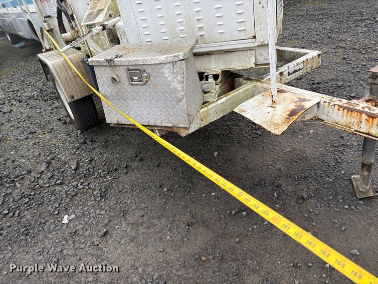 image for item YA2131 2016 Bandit 200UC  wood chipper