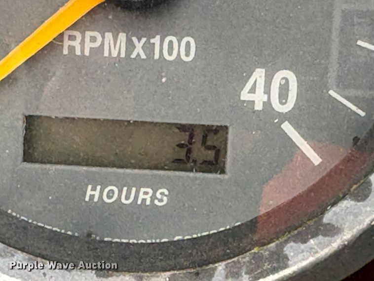 image for item YA2131 2016 Bandit 200UC  wood chipper