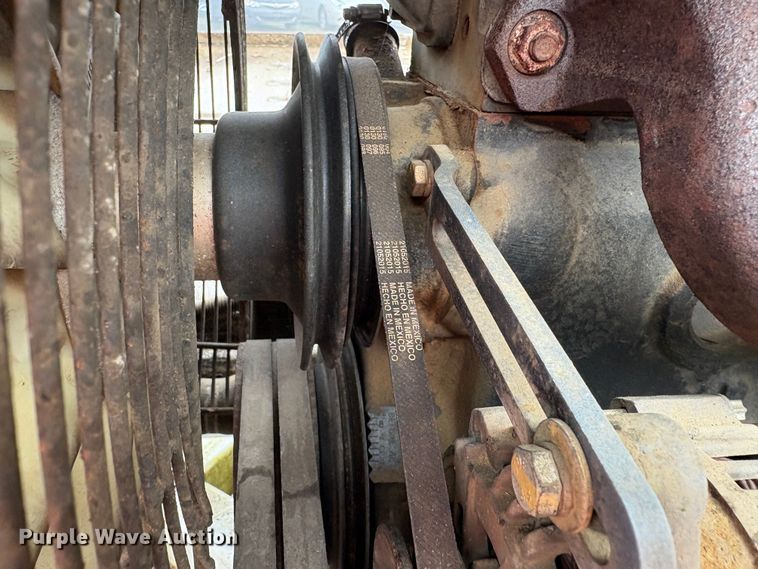 image for item YA2131 2016 Bandit 200UC  wood chipper