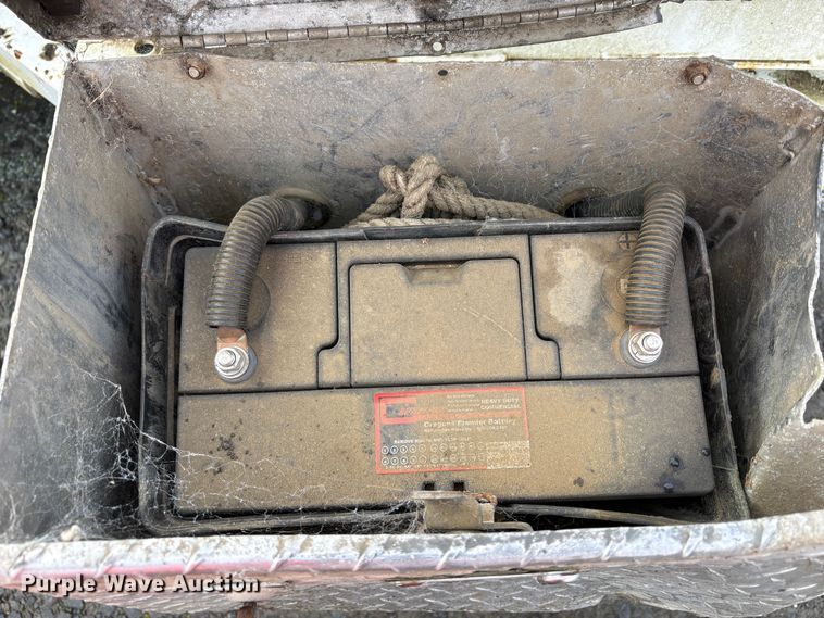 image for item YA2131 2016 Bandit 200UC  wood chipper