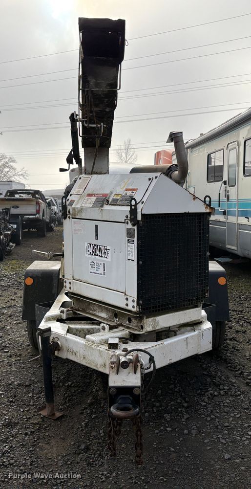 image for item YA2134 2014 Altec DC912A wood chipper