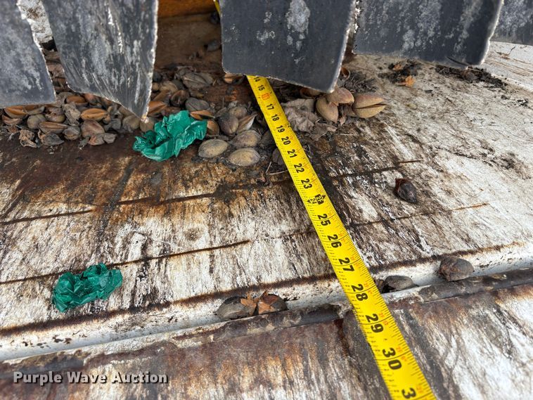 image for item YA2134 2014 Altec DC912A wood chipper