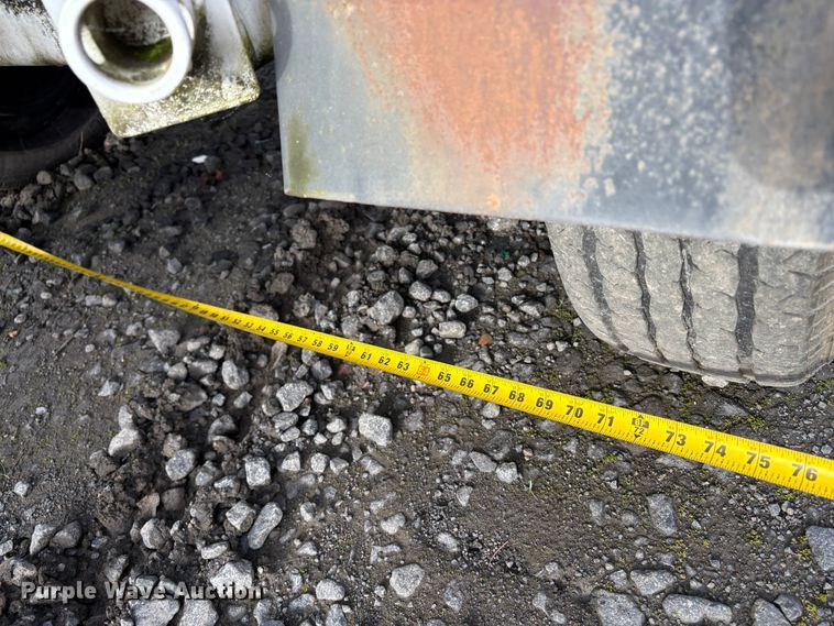 image for item YA2134 2014 Altec DC912A wood chipper