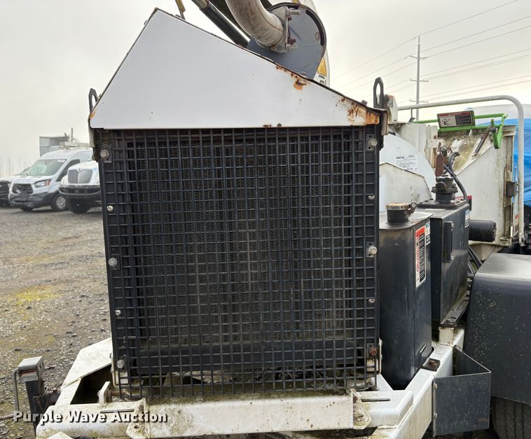 image for item YA2134 2014 Altec DC912A wood chipper