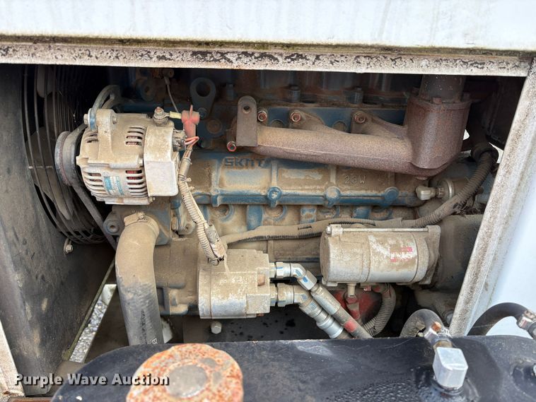 image for item YA2134 2014 Altec DC912A wood chipper