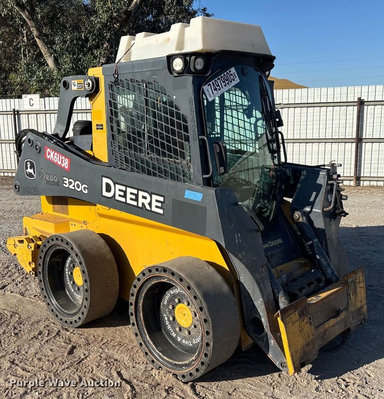 image for item YA2147 2018 John Deere 320G skid steer loader