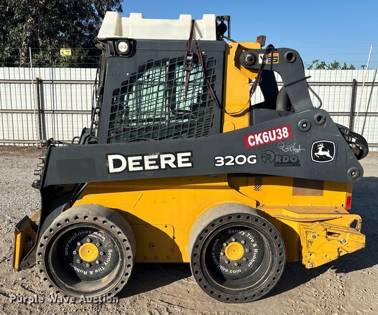 image for item YA2147 2018 John Deere 320G skid steer loader