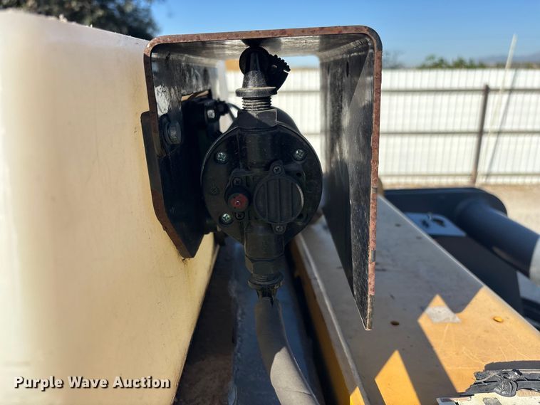 image for item YA2147 2018 John Deere 320G skid steer loader