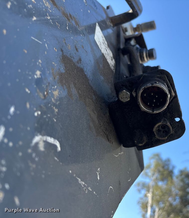 image for item YA2147 2018 John Deere 320G skid steer loader