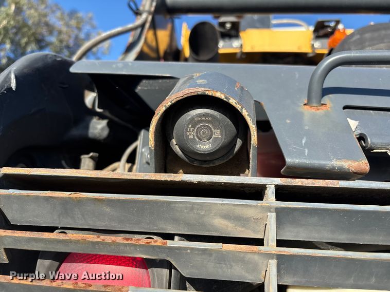 image for item YA2147 2018 John Deere 320G skid steer loader