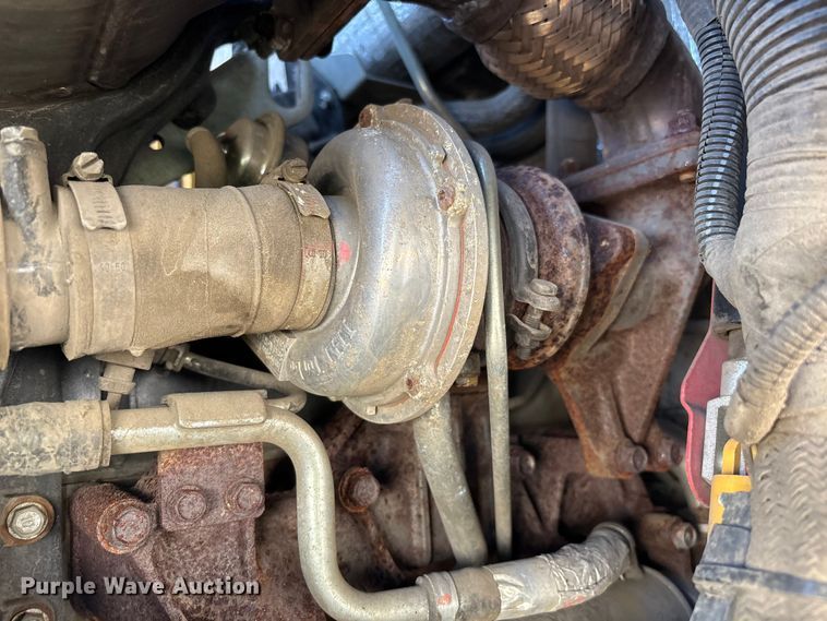 image for item YA2147 2018 John Deere 320G skid steer loader