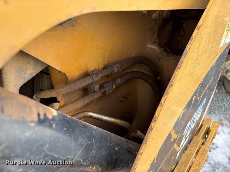 image for item YA2166 2009 Caterpillar 289C tracked skid steer loader