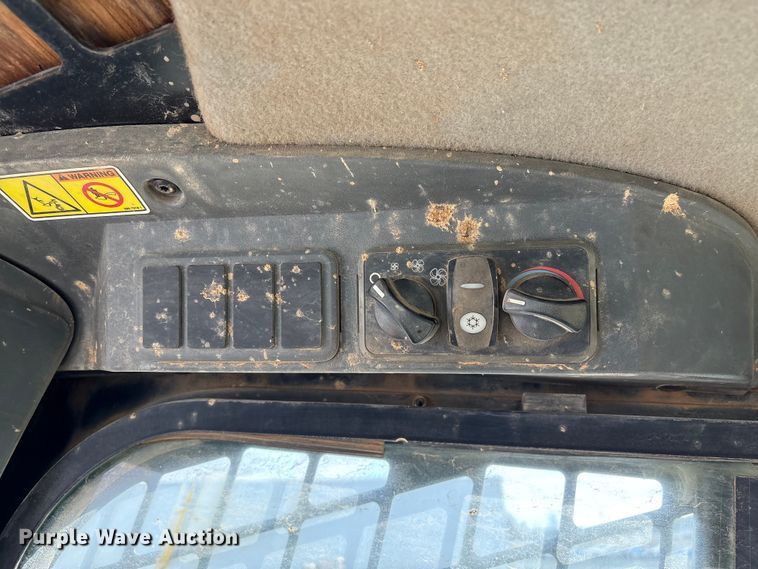 image for item YA2166 2009 Caterpillar 289C tracked skid steer loader