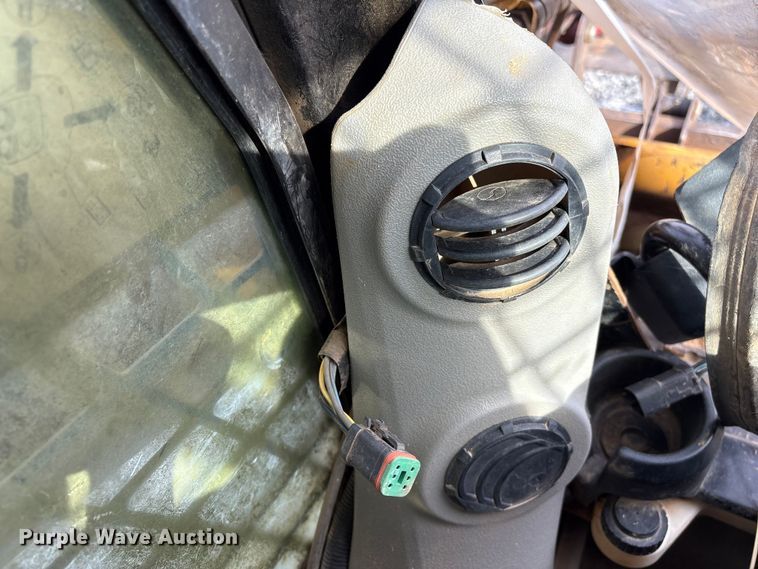 image for item YA2166 2009 Caterpillar 289C tracked skid steer loader