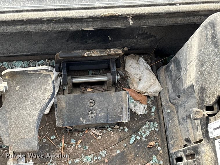 image for item YA2175 2022 Yanmar SV40 mini excavator