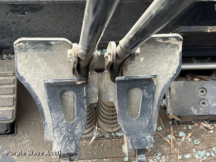 image for item YA2175 2022 Yanmar SV40 mini excavator