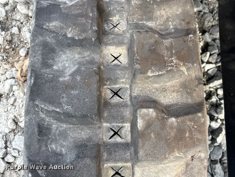 image for item YA2175 2022 Yanmar SV40 mini excavator