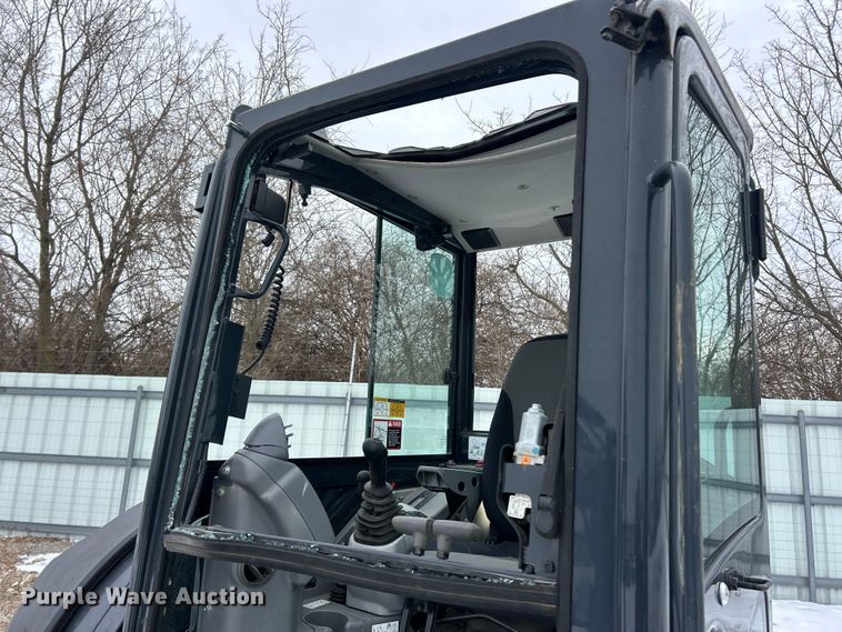 image for item YA2225 2015 John Deere 50G mini excavator