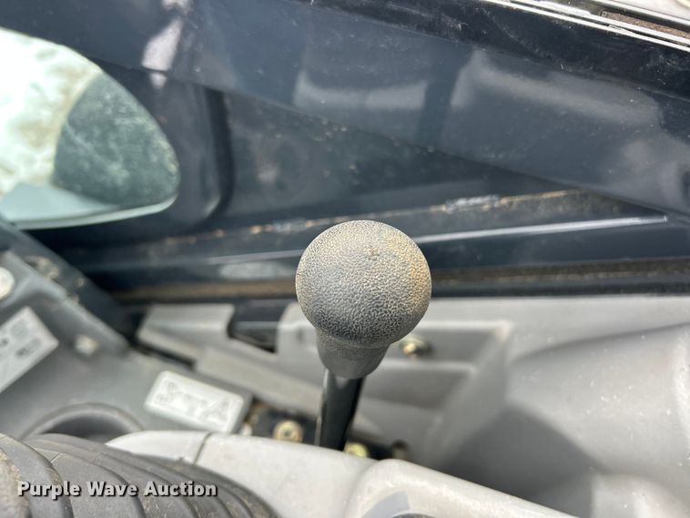 image for item YA2225 2015 John Deere 50G mini excavator