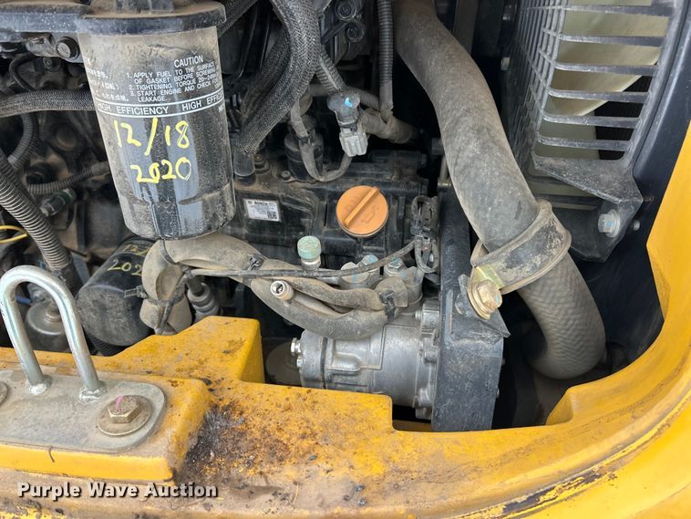 image for item YA2225 2015 John Deere 50G mini excavator