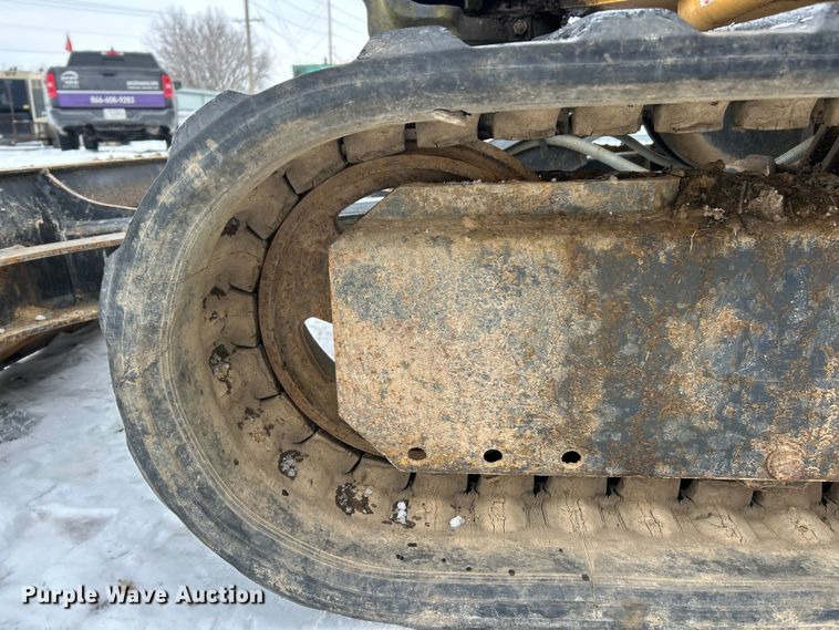 image for item YA2225 2015 John Deere 50G mini excavator