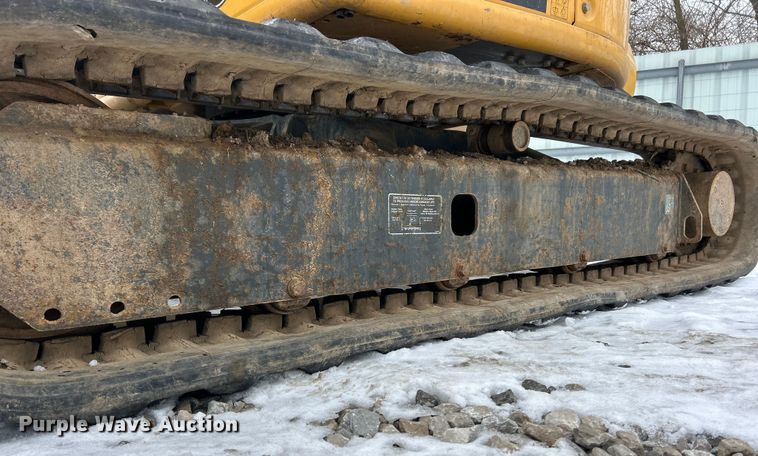 image for item YA2225 2015 John Deere 50G mini excavator