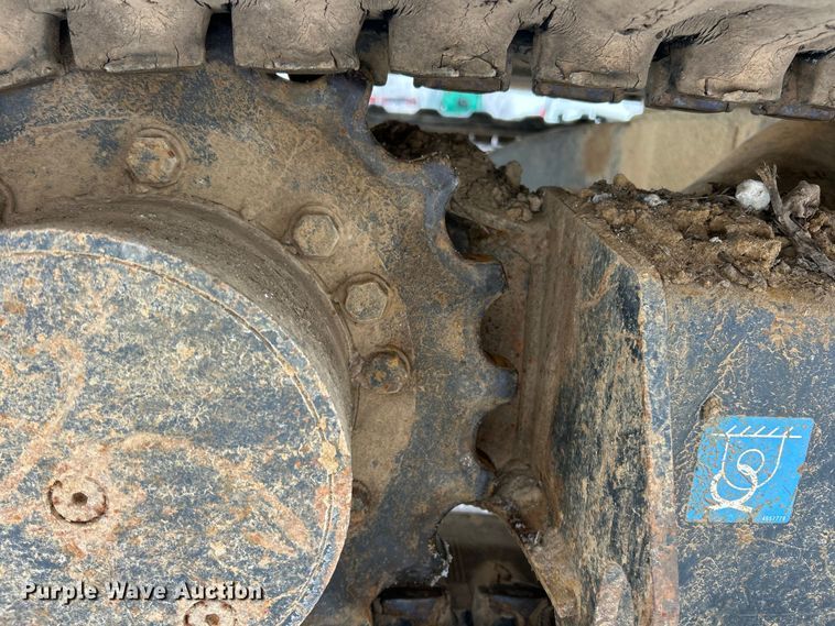 image for item YA2225 2015 John Deere 50G mini excavator