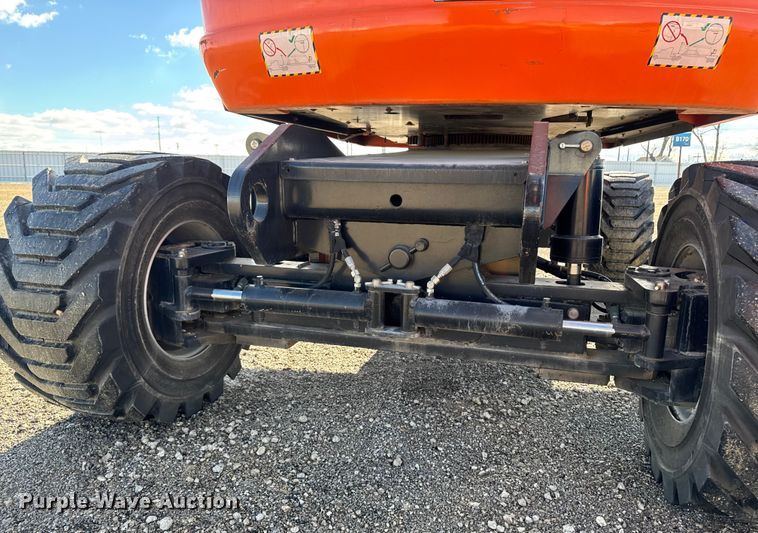 image for item YA2226 2013 JLG 800AJ boom lift