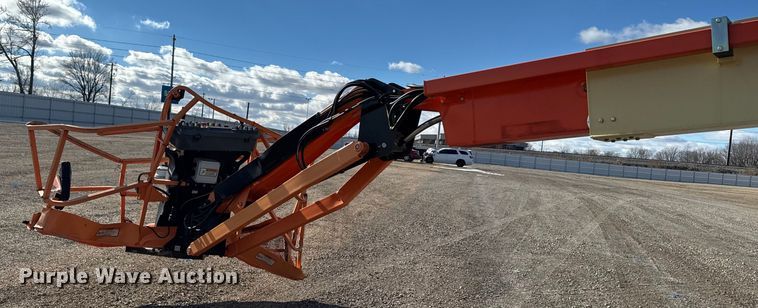 image for item YA2226 2013 JLG 800AJ boom lift