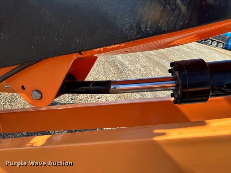 image for item YA2226 2013 JLG 800AJ boom lift