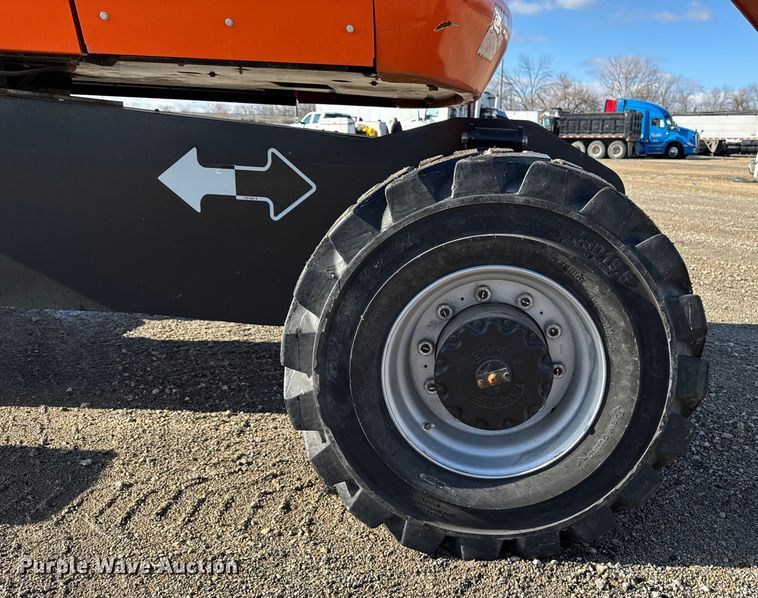 image for item YA2226 2013 JLG 800AJ boom lift