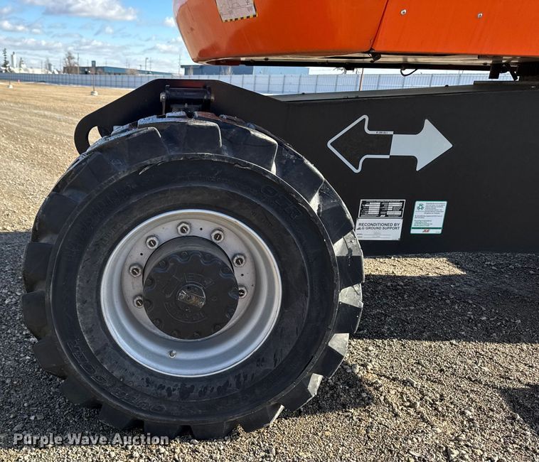 image for item YA2226 2013 JLG 800AJ boom lift