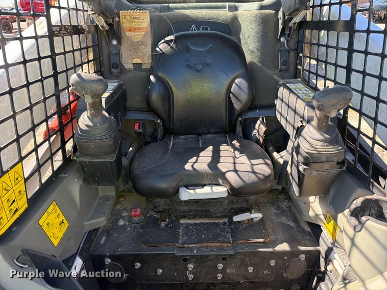 image for item YA2229 2022 Bobcat T595 tracked skid steer loader