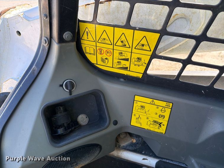 image for item YA2229 2022 Bobcat T595 tracked skid steer loader