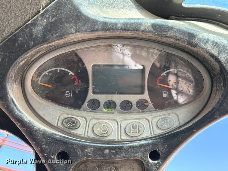 image for item YA2229 2022 Bobcat T595 tracked skid steer loader